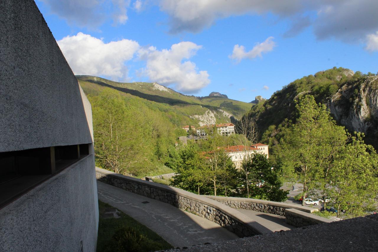Arantzazu Aterpetxea Hostel Oñate Kültér fotó